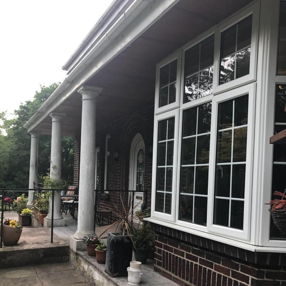 Отель Burleigh House Wetleyrocks