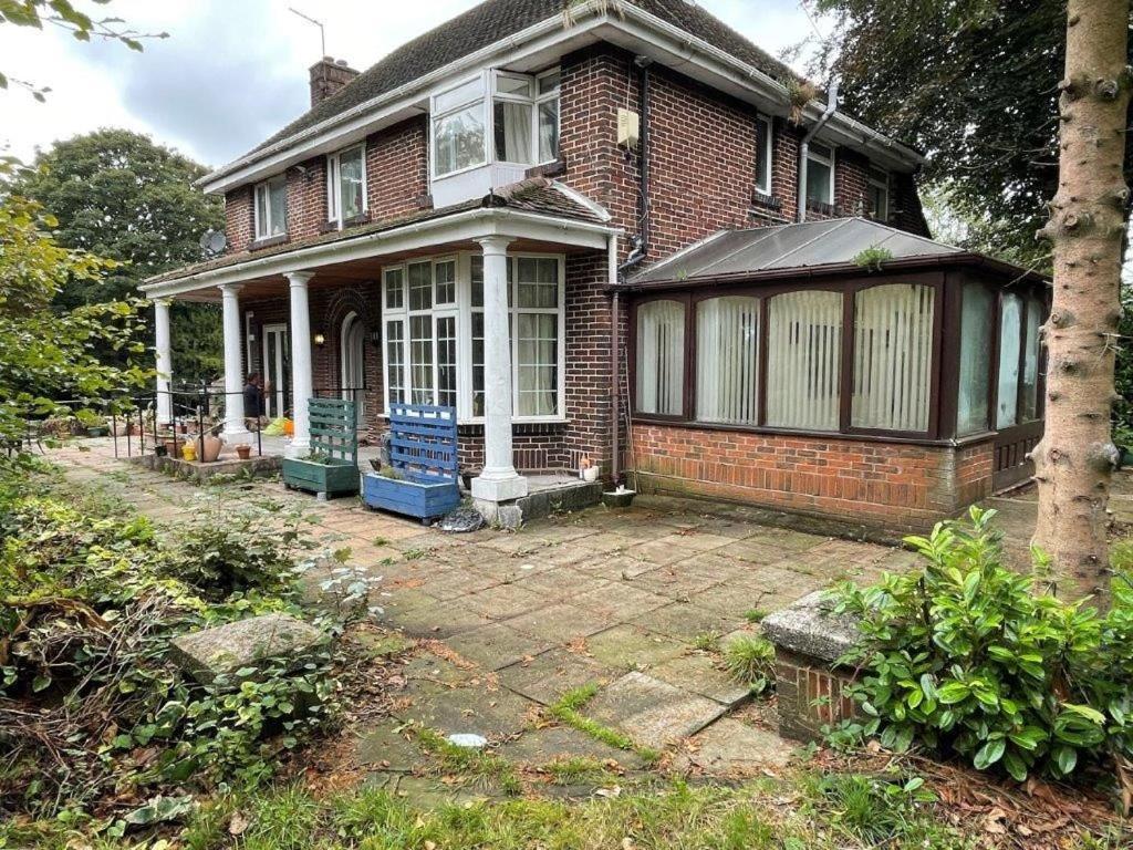 Отель Burleigh House 5*